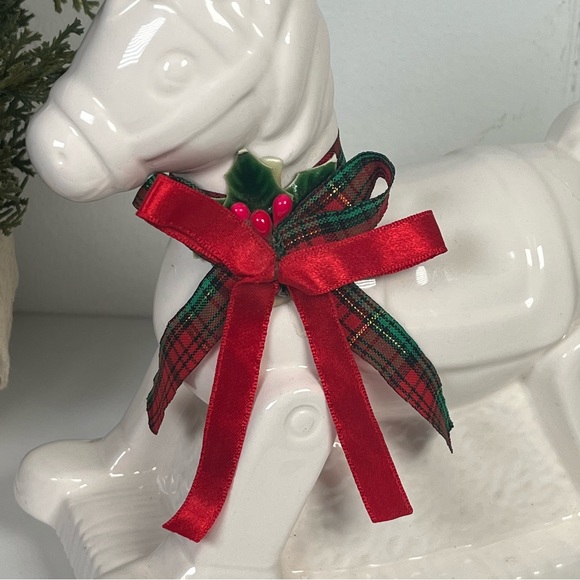 Vintage 1980's Glossy White Ceramic Rocking Horse Figurine Christmas Decor - Picture 6 of 13